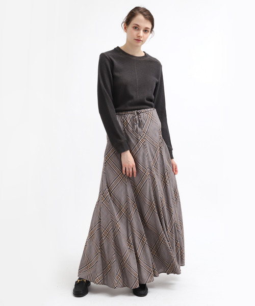 RNA-N(アールエヌエーエヌ)の「M1356 ニットライクラウンドヘムプルオーバー(Tシャツ/カットソー・レディース・オフホワイト/スミクロ/ピンク・MEDIUM)」の12枚目の写真