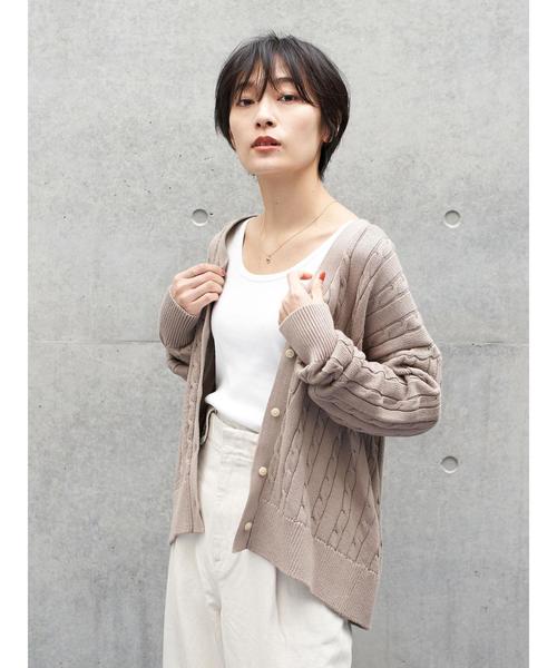 AMERICAN HOLIC(アメリカンホリック)の「ケーブルニットカーディガン*(カーディガン/ボレロ・レディース・ネイビー/アイボリー/モカ・M/L)」の11枚目の写真