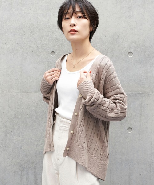 AMERICAN HOLIC(アメリカンホリック)の「ケーブルニットカーディガン*(カーディガン/ボレロ・レディース・ネイビー/アイボリー/モカ・M/L)」の3枚目の写真