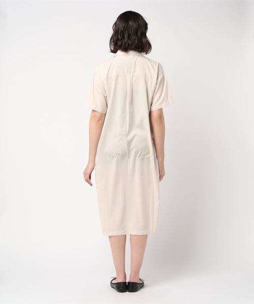 TIGORA（ティゴラ）の「ティゴラ シャツワンピース(半袖)（ワンピース・レディース・ブラック/ベージュ/カーキ・L/M/XL）」の5枚目の写真