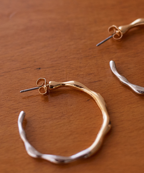 Abahouse Devinette(ドゥヴィネット)の「【9-22】配色グラデーションピアス(ピアス(両耳用)・レディース・ゴールド・フリー)」の9枚目の写真