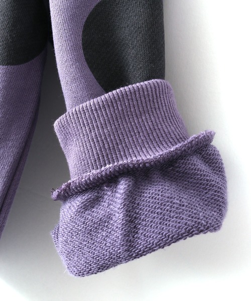 MAKE YOUR DAY（メイクユアデイ）の「ドットプリント裏毛トレーナー■80～140cm（スウェット・キッズ・チャコールグレー/パープル/ブラウン・90/100/110/120/80/130/140）」の15枚目の写真