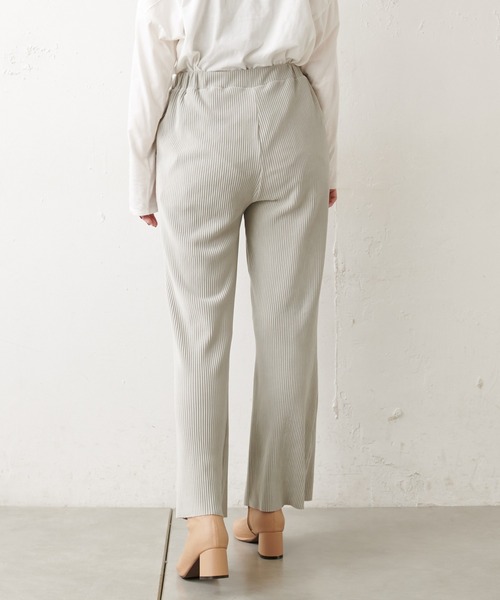 natural couture(ナチュラルクチュール)の「ほんわりあったかプリーツパンツ(その他パンツ・レディース・ブラウン/カーキ/グレイッシュベージュ・FREE)」の12枚目の写真