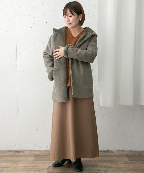URBAN RESEARCH（アーバンリサーチ）の「フェイクムートンフードコート∴∴（ムートンコート・レディース・グレー/モカ・FREE）」の7枚目の写真