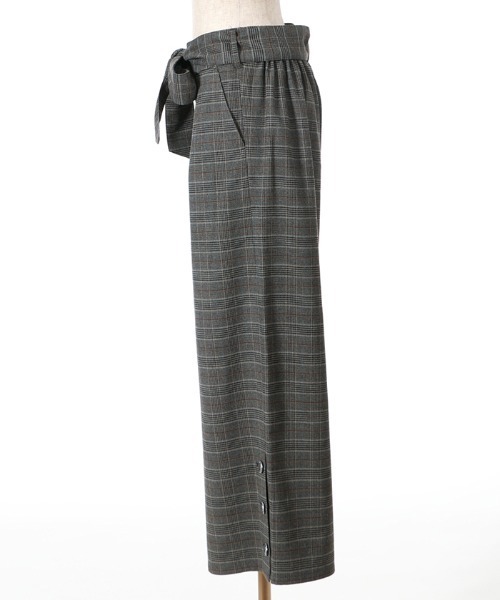 axes femme(アクシーズファム)の「裾ボタンデザインワイドパンツ(その他パンツ・レディース・チャコール/ブラウン・MEDIUM)」の6枚目の写真