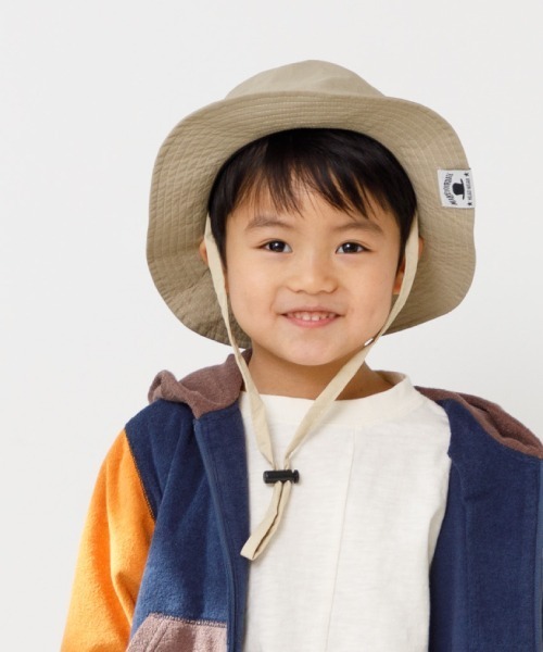 MAKE YOUR DAY(メイクユアデイ)の「日よけ付きナイロンハット(ハット・キッズ・ベージュ/ピンク/ブラック/マスタード/サーモンピンク・48/50/46/52/54/56/59)」の2枚目の写真
