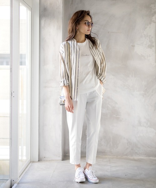 WHITE JOOLA（ホワイトジョーラ）の「PrimeFlex紫外線防止＆撥水＆接触冷感＆ストレッチ！多機能・美ラインテーパードカラーパンツ（スラックス・レディース・ホワイト/ブラック/ブルー/グリーン/イエロー/ピンク・61/64/67）」の2枚目の写真