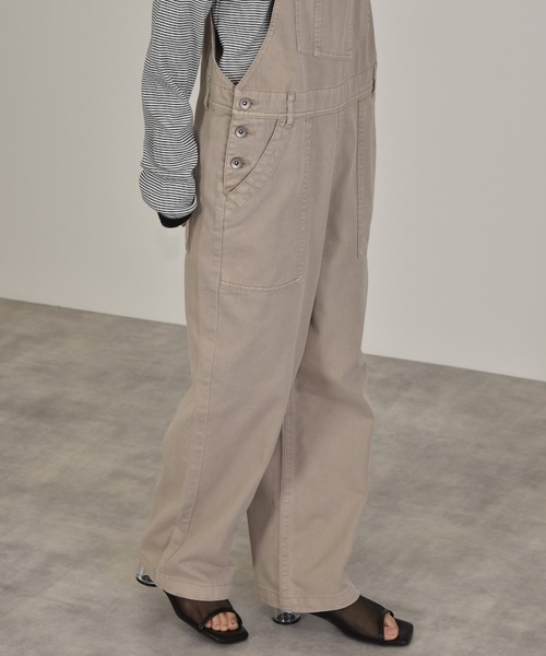 w closet（ダブルクローゼット）の「スリムオーバーオール（サロペット/オーバーオール・レディース・ダークベージュ/ケミカルウォッシュ/サンドベージュ・FREE）」の10枚目の写真