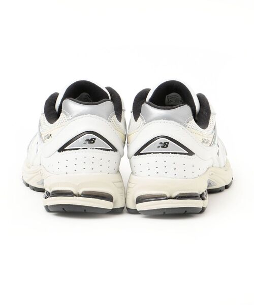 SHIPS（シップス）の「NEWBALANCE:ML2002R（スニーカー・レディース・オフホワイト・40/35/45/30）」の4枚目の写真