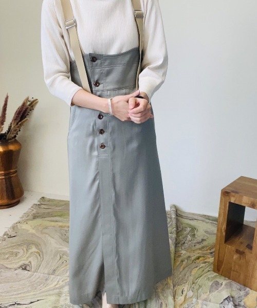 TEVALT(ヴァレット)の「チノライクサテンジャンパースカート(サロペット/オーバーオール・レディース・ライトカーキ/ブラック/ベージュ・38)」の9枚目の写真