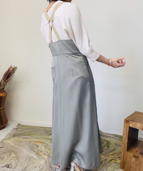 TEVALT(ヴァレット)の「チノライクサテンジャンパースカート(サロペット/オーバーオール・レディース・ライトカーキ/ブラック/ベージュ・38)」の8枚目の写真