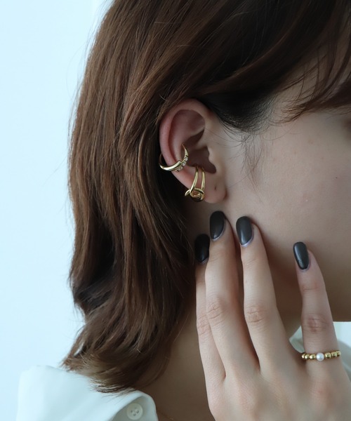 PAS TIERRA(パティエラ)の「2021ss 3piece set ear cuffs(イヤーカフ・レディース・イエローゴールド・FREE)」の15枚目の写真