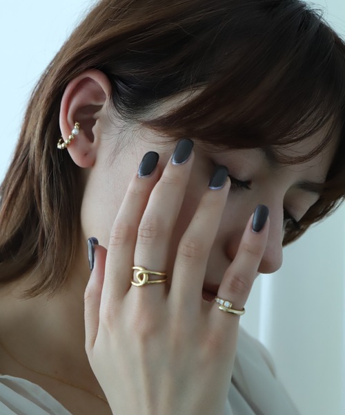 PAS TIERRA(パティエラ)の「2021ss 3piece set ear cuffs(イヤーカフ・レディース・イエローゴールド・FREE)」の16枚目の写真