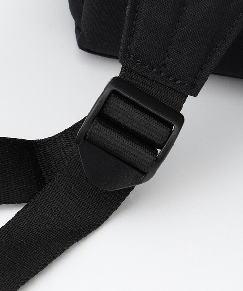 JOSEPH（ジョセフ）の「LIGHT DAY PACK（ショルダーバッグ・メンズ・ブラック系・F）」の5枚目の写真