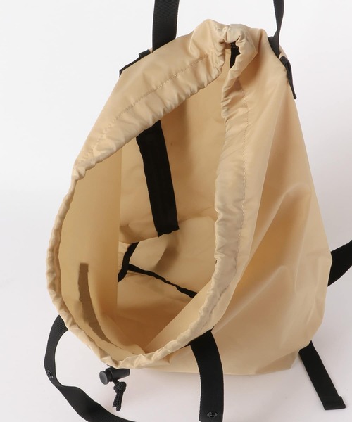 KBF（ケイビーエフ）の「KBFBOX　ナイロン巾着リュック∴（バックパック/リュック・レディース・ベージュ・ONE）」の8枚目の写真