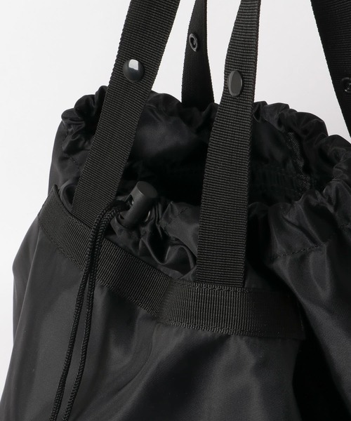 KBF（ケイビーエフ）の「KBFBOX　ナイロン巾着リュック∴（バックパック/リュック・レディース・ベージュ・ONE）」の9枚目の写真