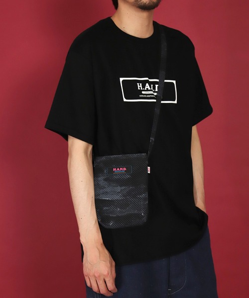 H.A.N.D.（エイチエーエヌディー）の「[H.A.N.D. / エイチエーエヌディー]　US CAMOUFLAGE POUCH（ショルダーバッグ・メンズ・ネイビー/オリーブ・FREE）」の11枚目の写真
