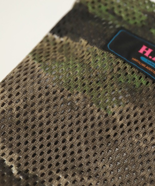 H.A.N.D.（エイチエーエヌディー）の「[H.A.N.D. / エイチエーエヌディー]　US CAMOUFLAGE POUCH（ショルダーバッグ・メンズ・ネイビー/オリーブ・FREE）」の18枚目の写真