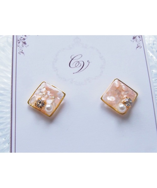 tone(トーン)の「【chez vous】SHELLY kirameki ピアス (MA)(ピアス(両耳用)・レディース・ピンク/レインボー/グリーン系その他/ブルー系その他/イエロー系その他/ナチュラル/ミント/ゴールド/イエロー/その他/ブラウン/スカイブルー/その他2/パープル/マスタード/グリーン/ライトパープル/オレンジ系その他/ライトグリーン/ブルー/ブラック系その他/パープル系その他/ネイビー/レッド・FREE)」の19枚目の写真