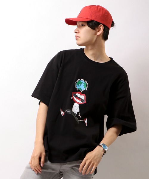 RE730(アールイーセブンサーティー)の「RE730 なみおくん地球儀Tシャツ ビッグシルエット(Tシャツ/カットソー・メンズ・ホワイト/グレイッシュベージュ/ブラック・M/L/XL)」の1枚目の写真