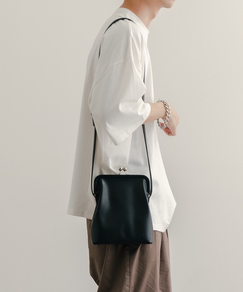 epnok(エプノック)の「がま口ショルダーBAG(ショルダーバッグ・メンズ・ダークブラウン/グレイッシュベージュ/ブラック・FREE)」の7枚目の写真