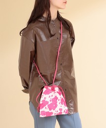 Ray BEAMS | Ray BEAMS / COW柄 巾着 バッグ(ショルダーバッグ)