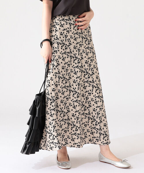 B:MING by BEAMS（ビーミングバイビームス）の「B:MING by BEAMS / フラワープリント ナロースカート（スカート・レディース・その他1/その他2/その他・MEDIUM/SMALL）」の4枚目の写真