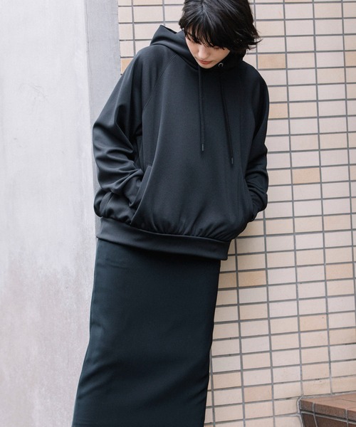 Munich（ミューニック）の「サイクルジャージープルオーバーパーカー（パーカー・レディース・ブラック/パープル/カーキ/グレイッシュベージュ・FREE）」の5枚目の写真