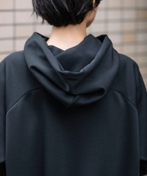 Munich（ミューニック）の「サイクルジャージープルオーバーパーカー（パーカー・レディース・ブラック/パープル/カーキ/グレイッシュベージュ・FREE）」の11枚目の写真