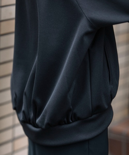 Munich（ミューニック）の「サイクルジャージープルオーバーパーカー（パーカー・レディース・ブラック/パープル/カーキ/グレイッシュベージュ・FREE）」の13枚目の写真