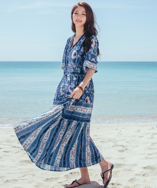 TeddyShop(テディショップ)の「レディース 花柄リゾートロングワンピース(ワンピース・レディース・ブルー・ONE SIZE)」の6枚目の写真