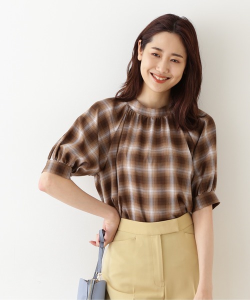 NATURAL BEAUTY BASIC（ナチュラルビューティーベーシック）の「オンブレチェックブラウス（シャツ/ブラウス・レディース・グレー系その他/ブラウン系その他・SMALL/MEDIUM）」の2枚目の写真