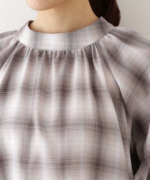 NATURAL BEAUTY BASIC（ナチュラルビューティーベーシック）の「オンブレチェックブラウス（シャツ/ブラウス・レディース・グレー系その他/ブラウン系その他・SMALL/MEDIUM）」の10枚目の写真