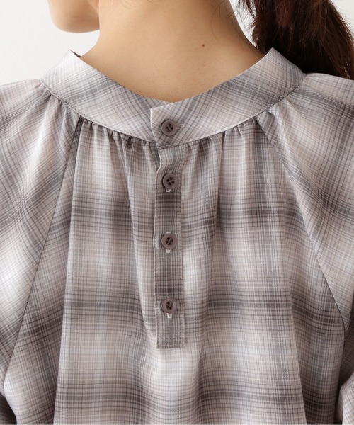 NATURAL BEAUTY BASIC（ナチュラルビューティーベーシック）の「オンブレチェックブラウス（シャツ/ブラウス・レディース・グレー系その他/ブラウン系その他・SMALL/MEDIUM）」の14枚目の写真