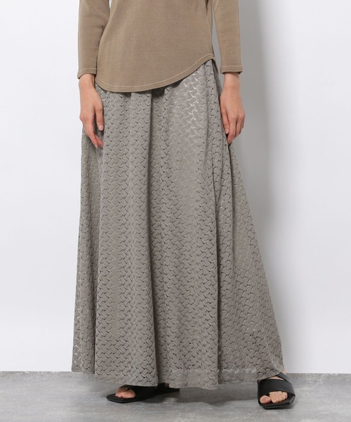 LAKOLE（ラコレ）の「バルファレースフレアロングスカート / 217616（スカート・レディース・スミクロ/アッシュグレー/モカ・SMALL/MEDIUM）」の6枚目の写真