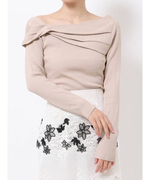 MERCURYDUO（マーキュリーデュオ）の「ウォッシャブルツイストデザインリブニット（ニット/セーター・レディース・レッド/ネイビー/ラベンダー/ベージュ・FREE）」の2枚目の写真