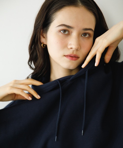 koe（コエ）の「■アンチピリング加工ＴＣ裏起毛パーカー*（パーカー・レディース・ホワイト/ライトグレー/ブラック/カーキ/ピンク/イエロー/ブルー/グリーン/マジェンタ/A/B/C/D/ライトベージュ/H/ネイビー/パープル/レッド/オレンジ/E/F/G・S/M/L/XL）」の8枚目の写真