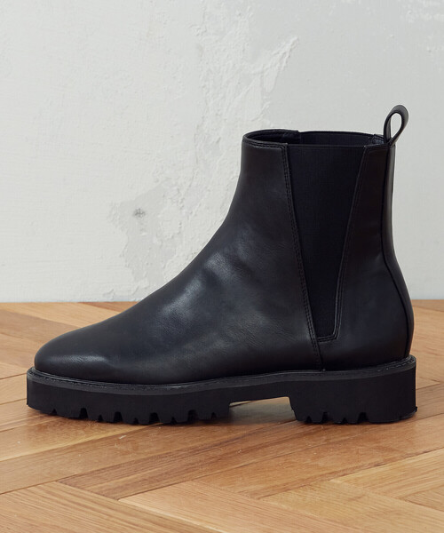 COMME CA ISM（コムサイズム）の「サイドゴアショートブーツ（ブーツ・レディース・ブラック・23.5cm/24.5cm）」の10枚目の写真