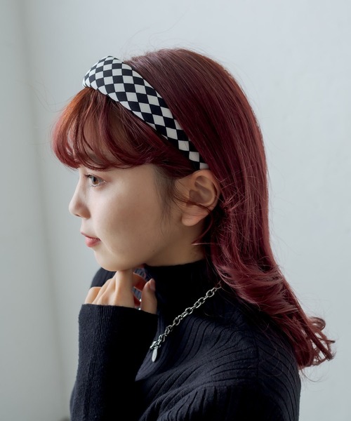 RASVOA（ラスボア）の「ブロックチェックカチューシャ（カチューシャ・レディース・ブラック・FREE）」の5枚目の写真