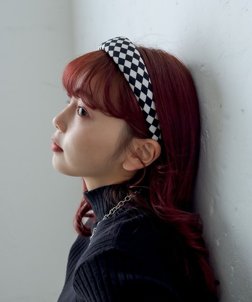 RASVOA（ラスボア）の「ブロックチェックカチューシャ（カチューシャ・レディース・ブラック・FREE）」の7枚目の写真