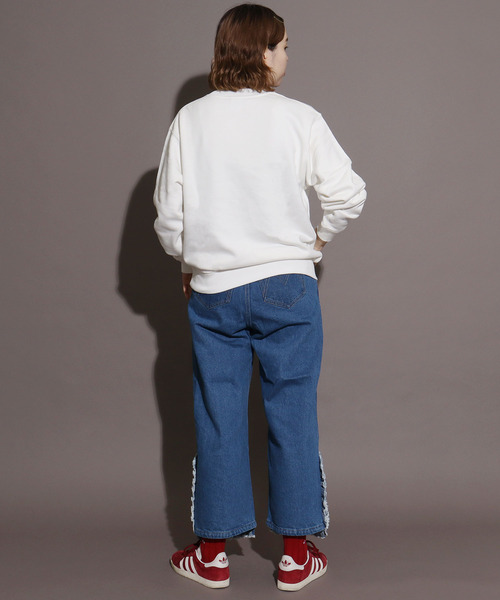 I am I in fact...（アイアムアイインファクト）の「《WEB限定》SNOWDOME Girl  プリント スウェット（スウェット・レディース・ホワイト/ネイビー・FREE）」の4枚目の写真