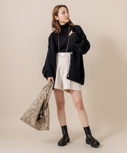 mline（エムライン）の「[mline] WEB限定 クルーロングカーディガン（カーディガン/ボレロ・レディース・ブラック/オフホワイト/ピンク・FREE）」の12枚目の写真