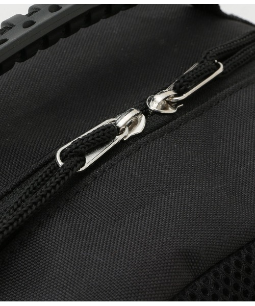 ADAM ET ROPE'(アダムエロペ)の「【ROUTINE】バックパック(バックパック/リュック・メンズ・ブラック・FREE)」の11枚目の写真