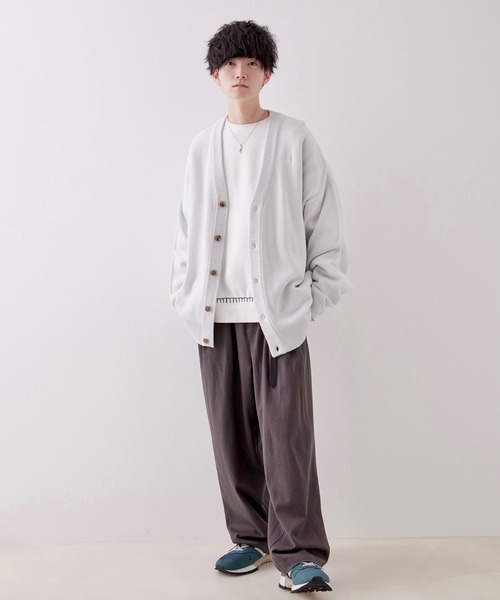 JUNRED（ジュンレッド）の「【こめ×JUNRed】ボリュームスリーブニットカーディガン（カーディガン/ボレロ・メンズ・オフホワイト/チャコールグレー/グリーン・S/M/L）」の9枚目の写真