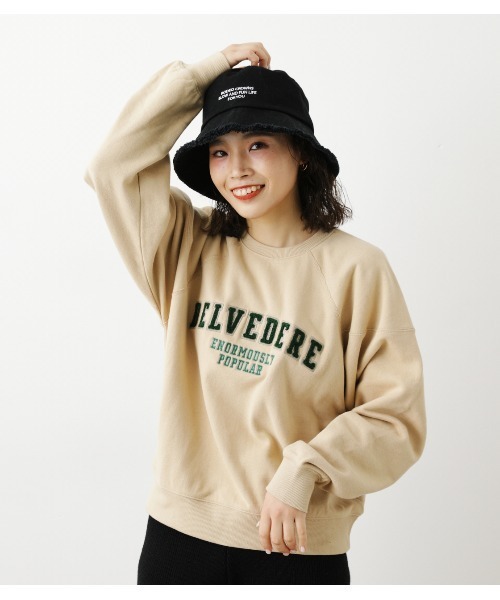 RODEO CROWNS WIDE BOWL（ロデオクラウンズワイドボウル）の「【WEB限定】サガラカレッジスウェットWL（スウェット・レディース・杢グレー/ライトブラック/ベージュ・FREE）」の3枚目の写真