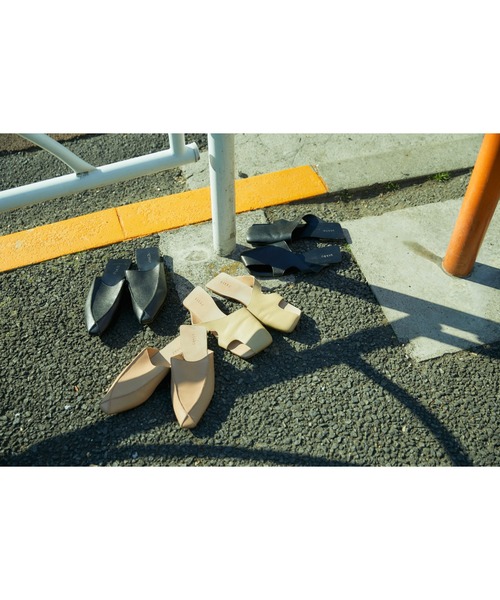BLACK BY MOUSSY（ブラックバイマウジー）の「square mule（スクエアミュール）（その他シューズ・レディース・ベージュ/ブラック・38/37/36）」の13枚目の写真