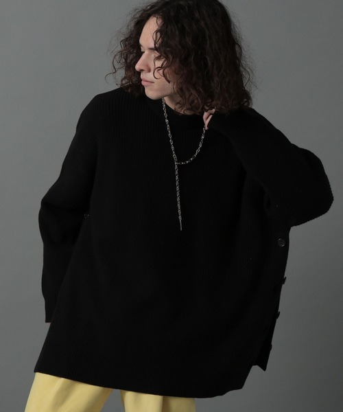 HARE（ハレ）の「サイドボタンMEGAニット(HARE)（ニット/セーター・メンズ・ブラック/オフホワイト/レッド・FREE）」の12枚目の写真