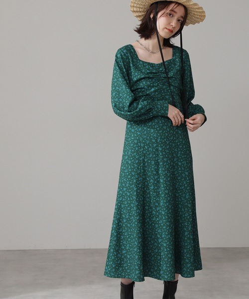 N.(N. Natural Beauty Basic)(エヌエヌナチュラルビューティーベーシック)の「◆スクエアネック小花マキシワンピース(ワンピース・レディース・ネイビー/オフホワイト/グリーン・MEDIUM)」の3枚目の写真