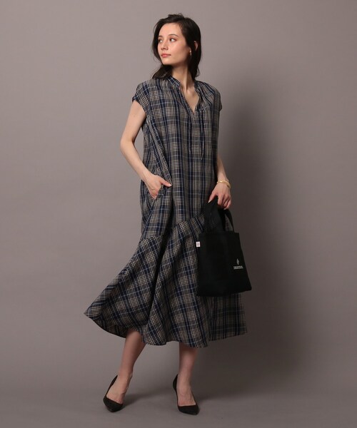美品 DRESSTERIOR ドレステリア リネンフレアワンピース 36 黒 美品 DRESSTERIOR ドレステリア リネンフレアワンピース 36 黒