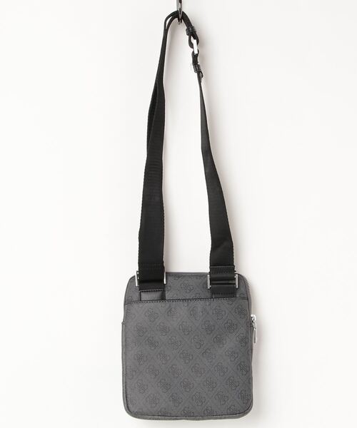 Guess（ゲス）の「VEZZOLA Crossbody（ショルダーバッグ・メンズ・ダークグレー・ONE SIZE）」の2枚目の写真